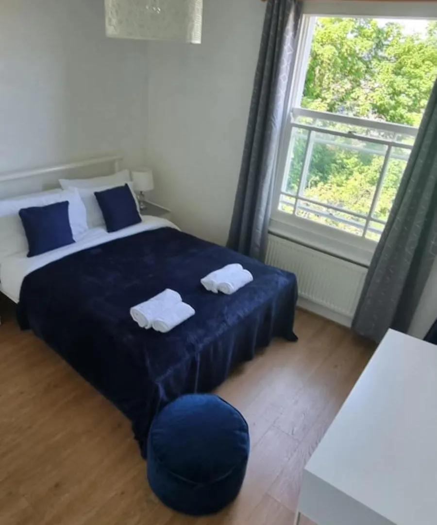 Evo View - 1 Bed Apartment - Stunning Views 3 Mins Walk Mile End Station London United Kingdom